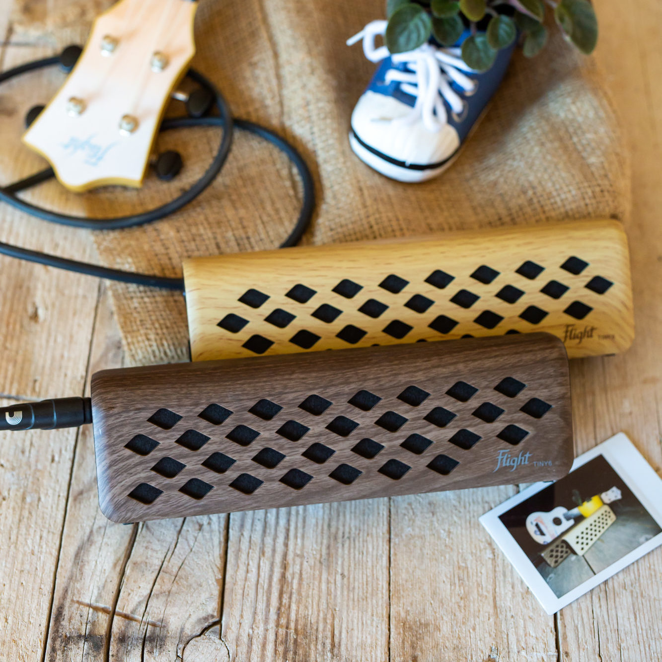 TINY6 Lifestyle Flight ukulele amplifier (18)